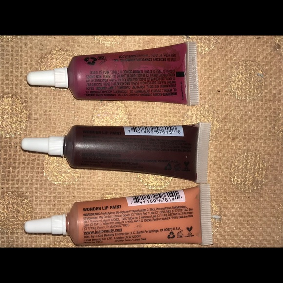 Lip tar - Picture 2 of 2